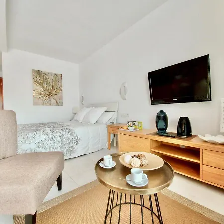 Estudio Plata Daire Puerto de la Cruz (Tenerife)